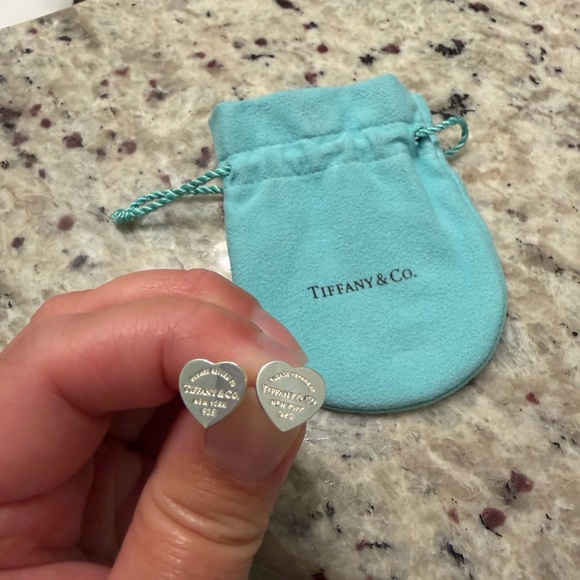 Tiffany & Co. Silver Heart Stud Earrings - Picture 4 of 8